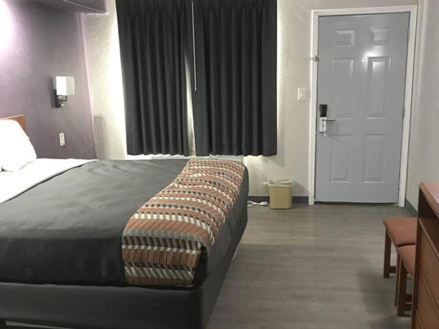 Executive Inn 킹스빌 외부 사진